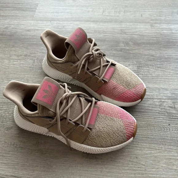 Adidas shoes  Size 5.5 fit like 6 excellent condition - Picture 7 of 8